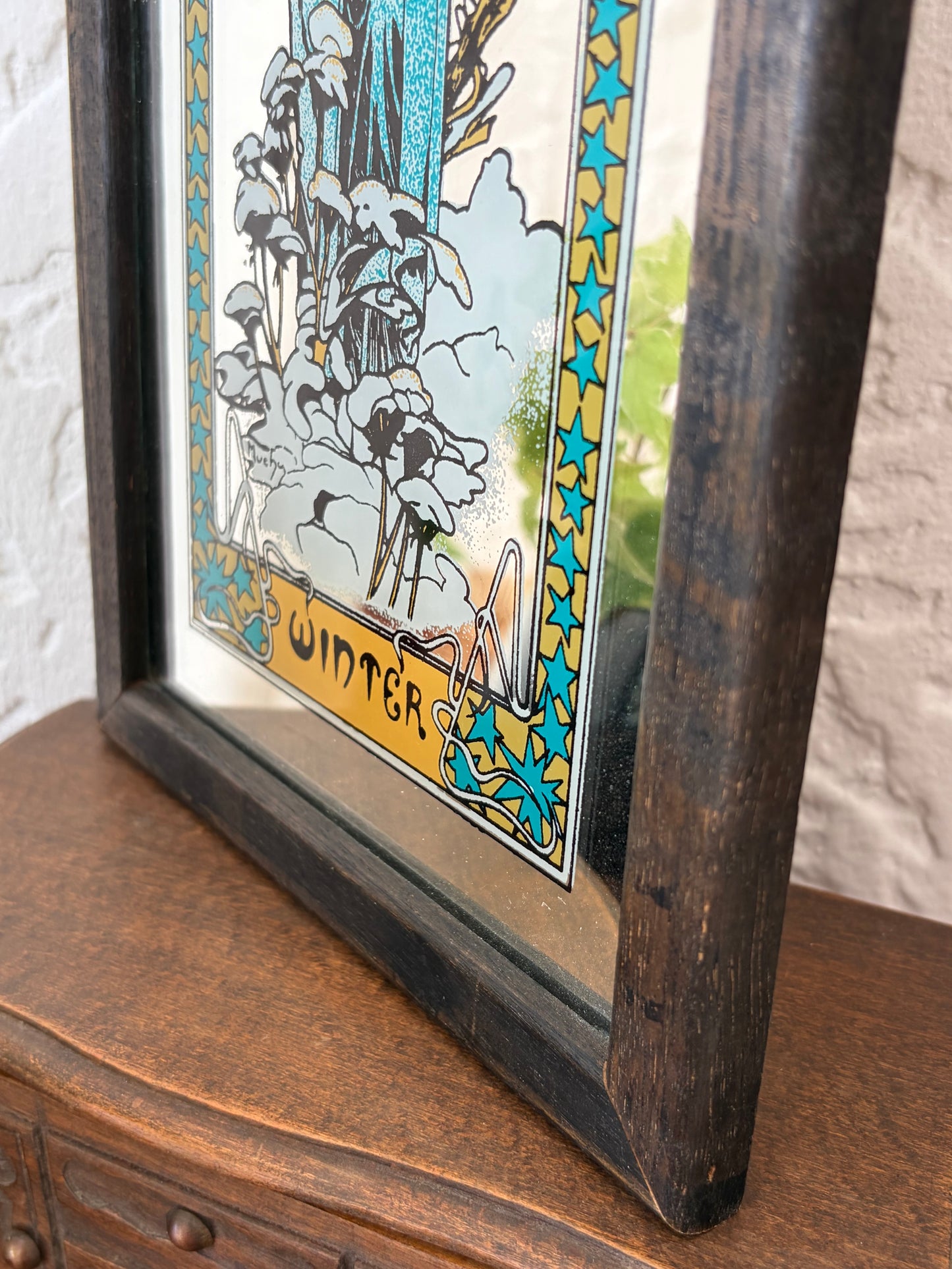 深色實木框慕夏裝飾鏡——四季の冬(B)