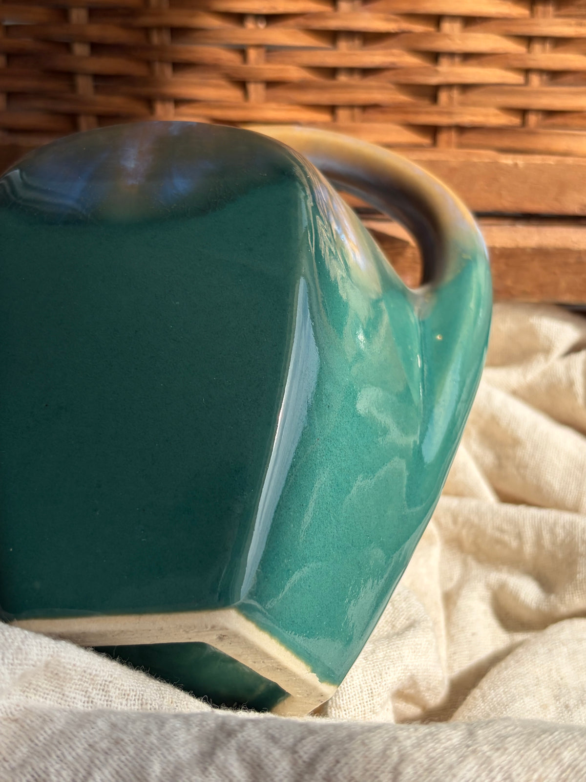 法國Art Deco風格湖水綠陶壺