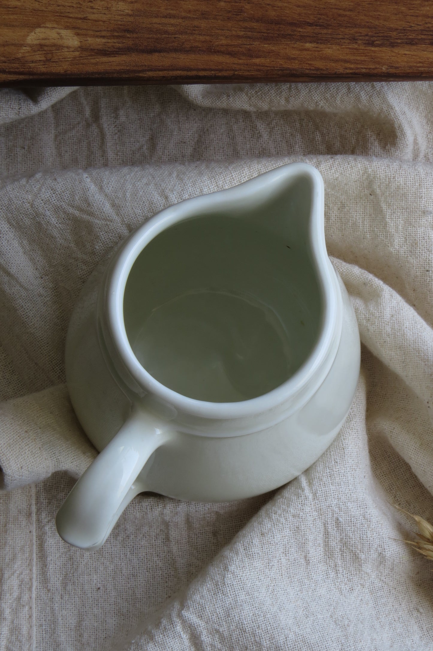 Pillivuyt米白色陶瓷牛奶壺