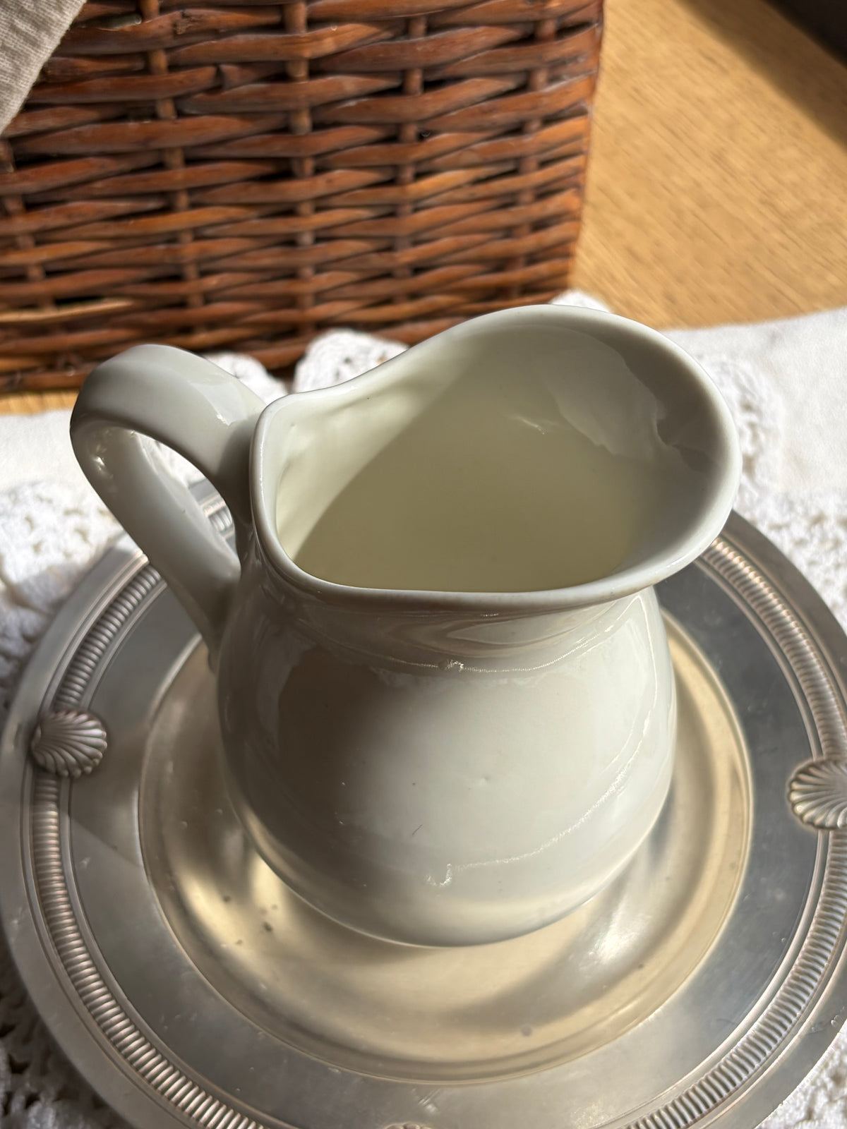 南法 P. Précieux 奶油白牛奶壺