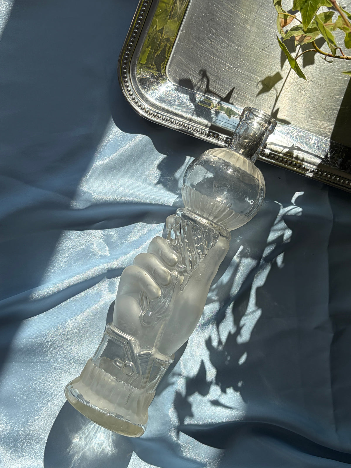 半透明玻璃手型水瓶/花器