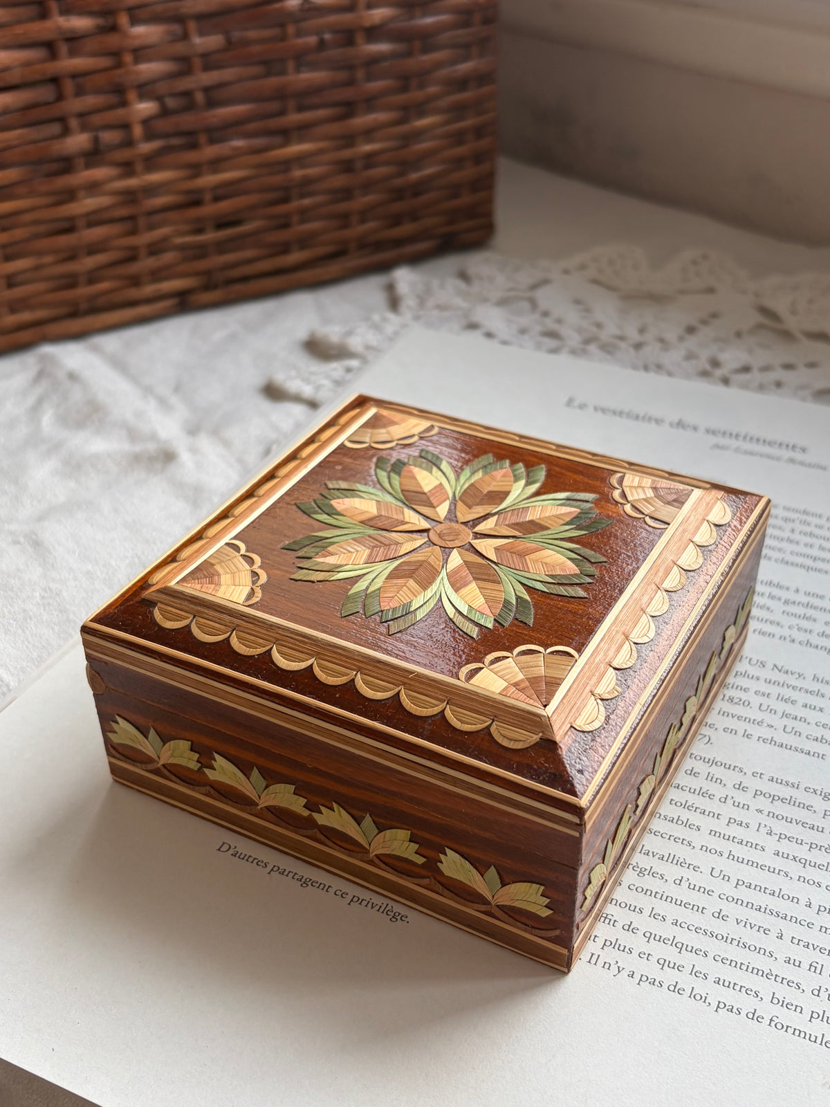 1987年蘇聯製麥稈鑲嵌工藝木盒｜Stray Marquetry
