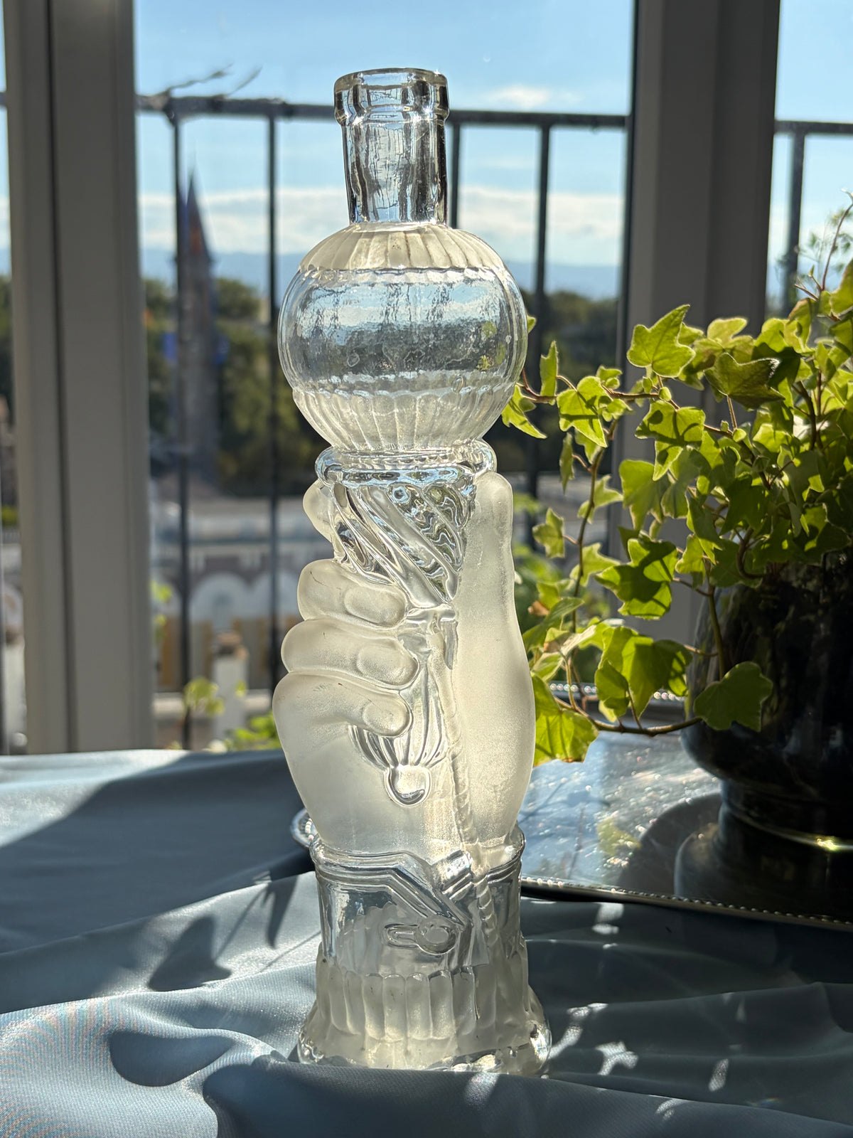 半透明玻璃手型水瓶/花器