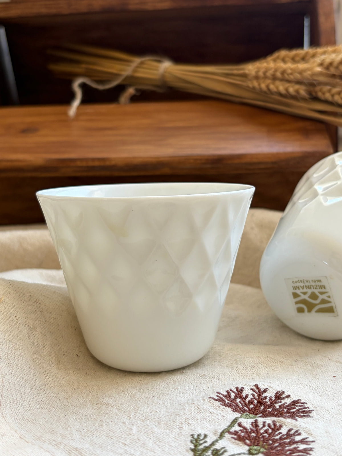 日本Mizunami浮雕白瓷杯(一對)