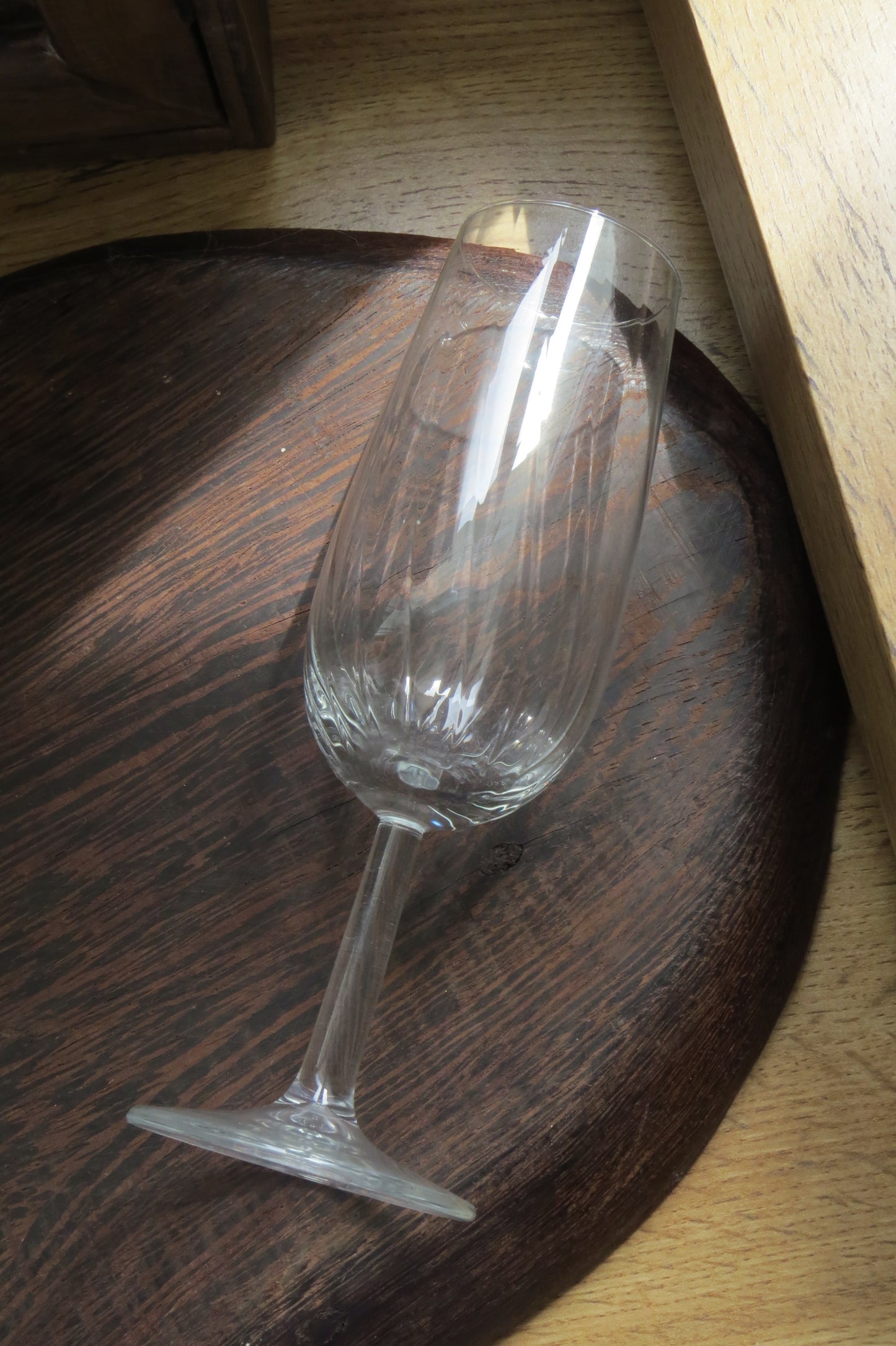 螺旋紋玻璃高腳杯