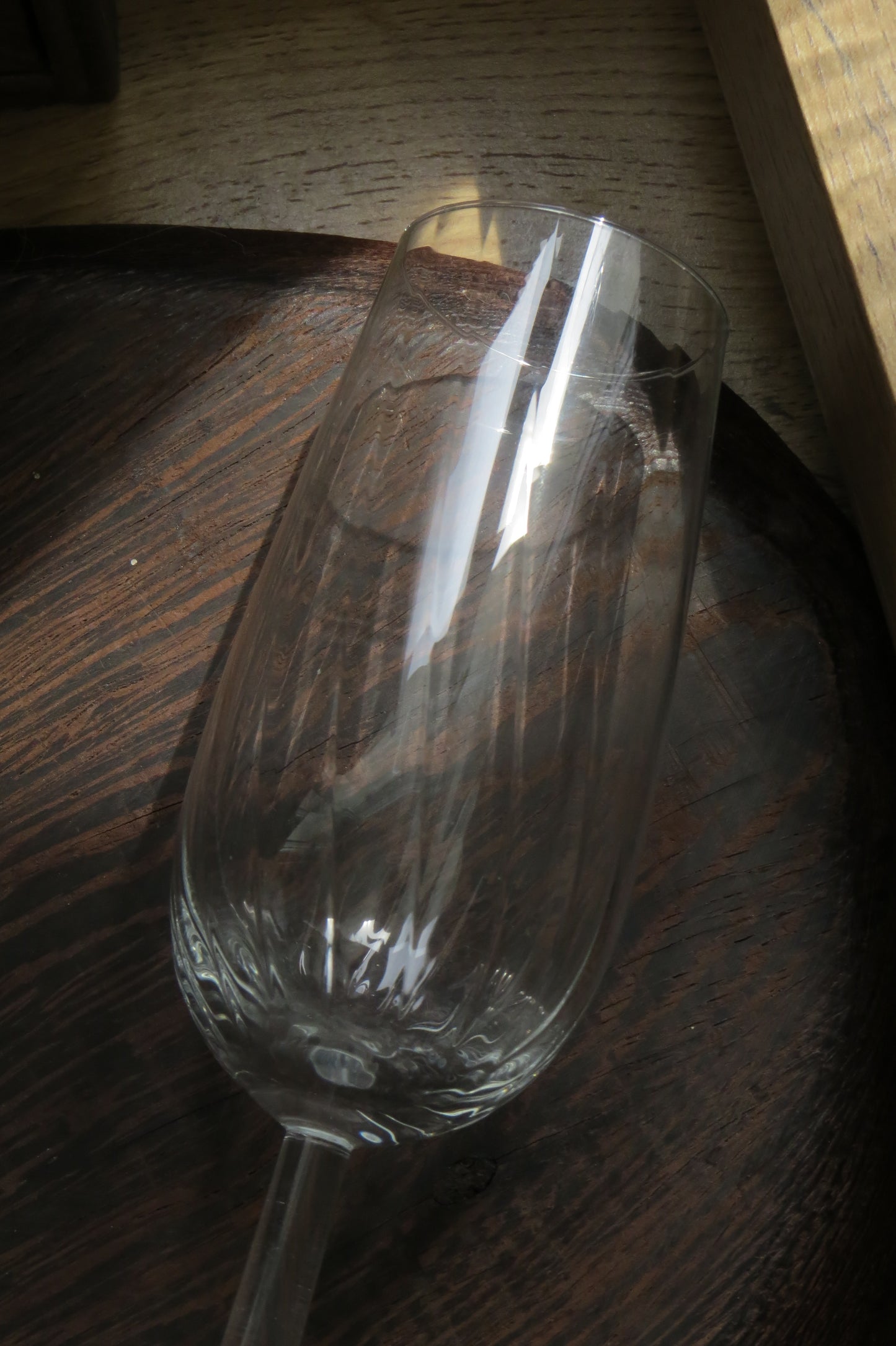 螺旋紋玻璃高腳杯