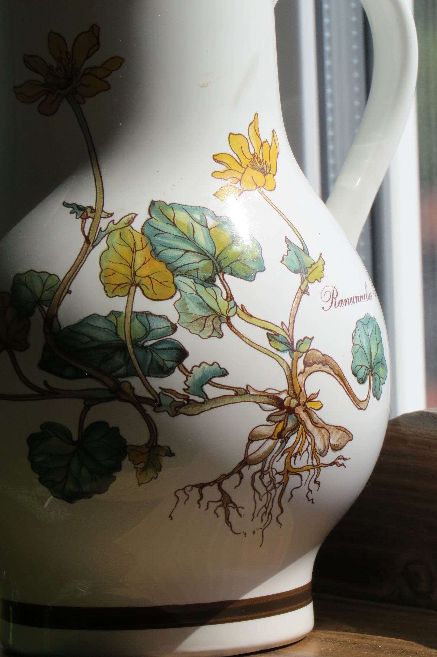 Villeroy & Boch <Botanica> 系列植物繪水壺
