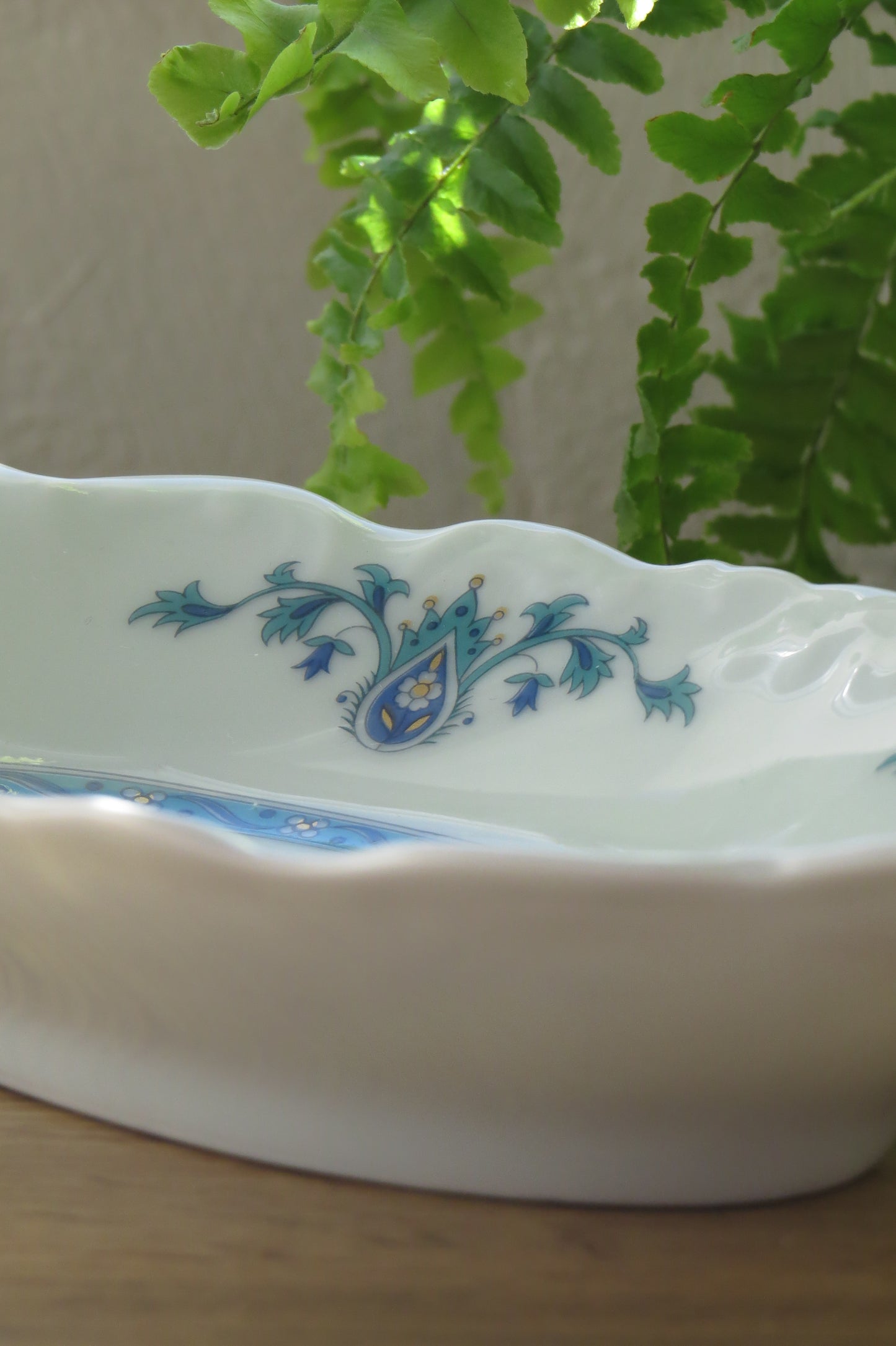 利摩日立體雕花橢圓盤